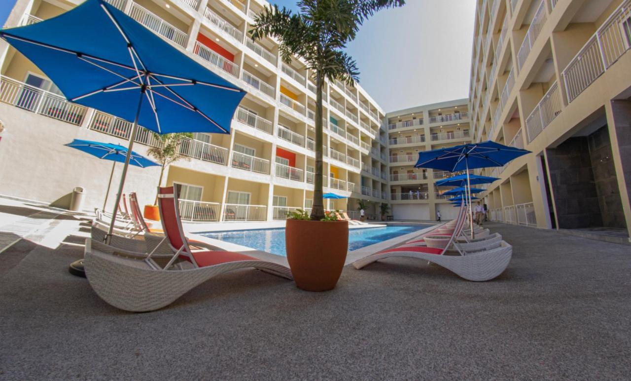 Decameron Isla Coral Guayabitos, Ramada All-Inclusive Resort رينكون دي غوايابيتوس المظهر الخارجي الصورة